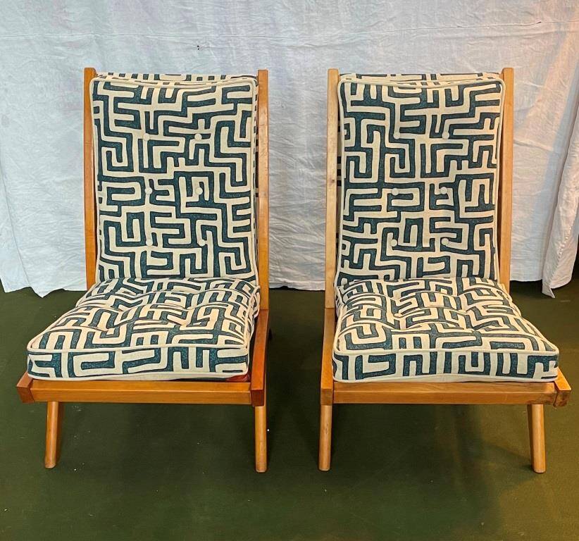 Fauteuils français années 50 bois et tissus