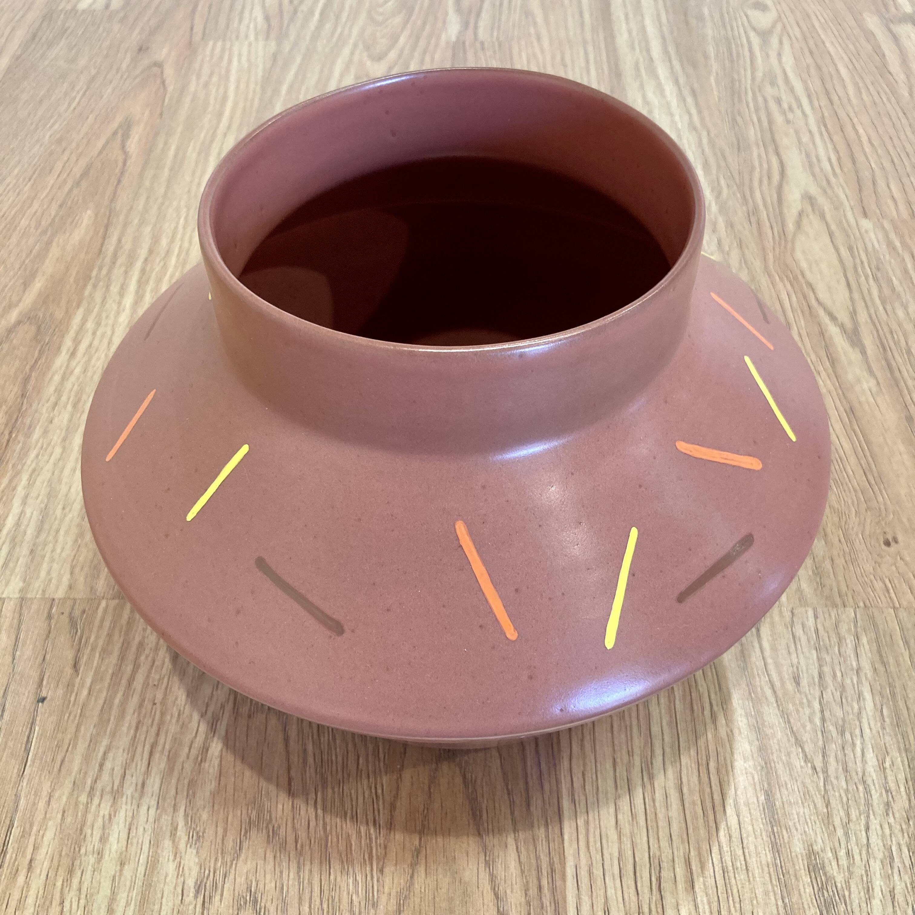 Scandinavian vase design completely handmade.
