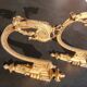 Paire de porte-embrasses en bronze doré