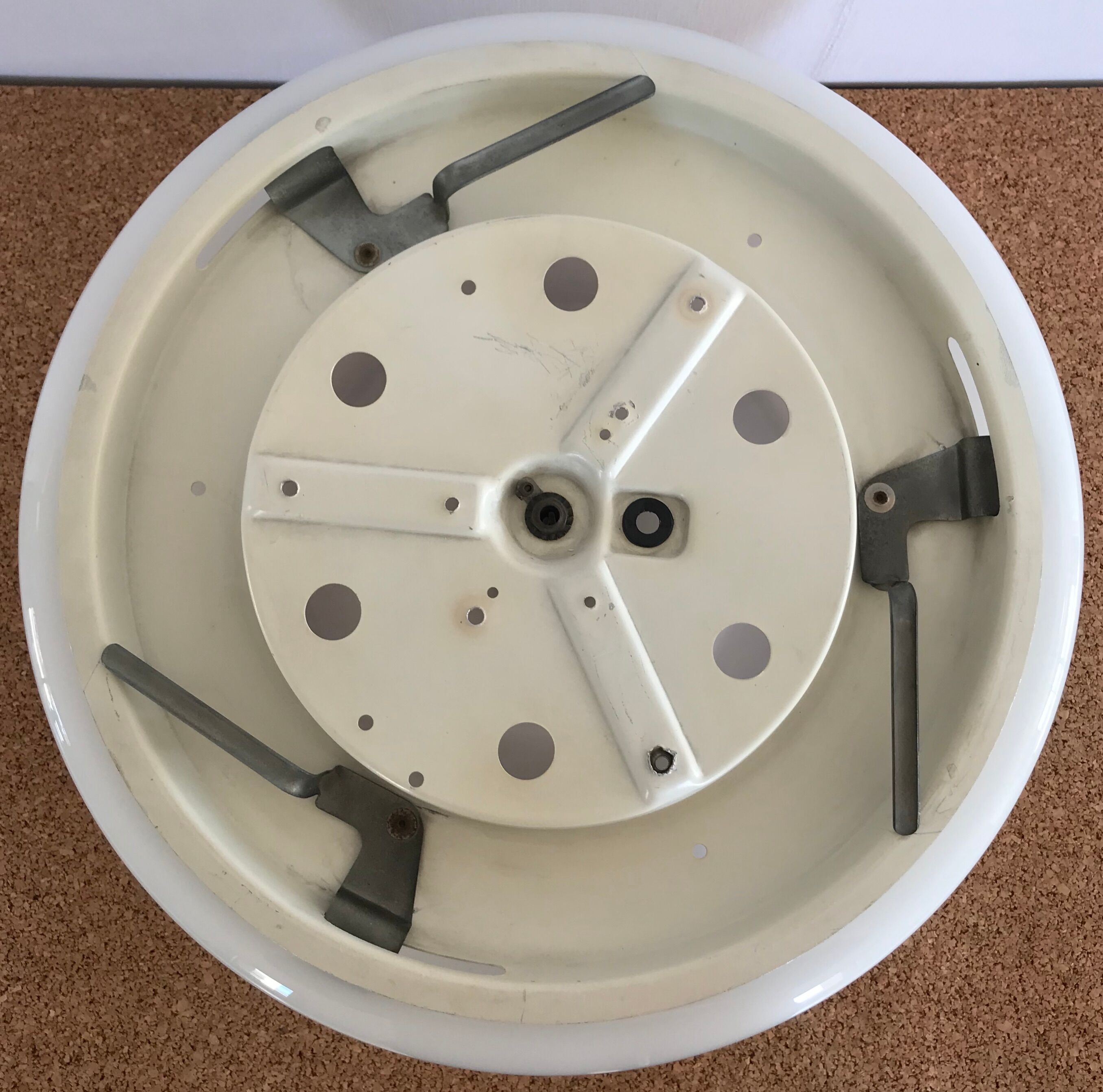 "Velella" wall apply by Achille and Pier Giacomo Castiglioni for Flos, Italy 1967