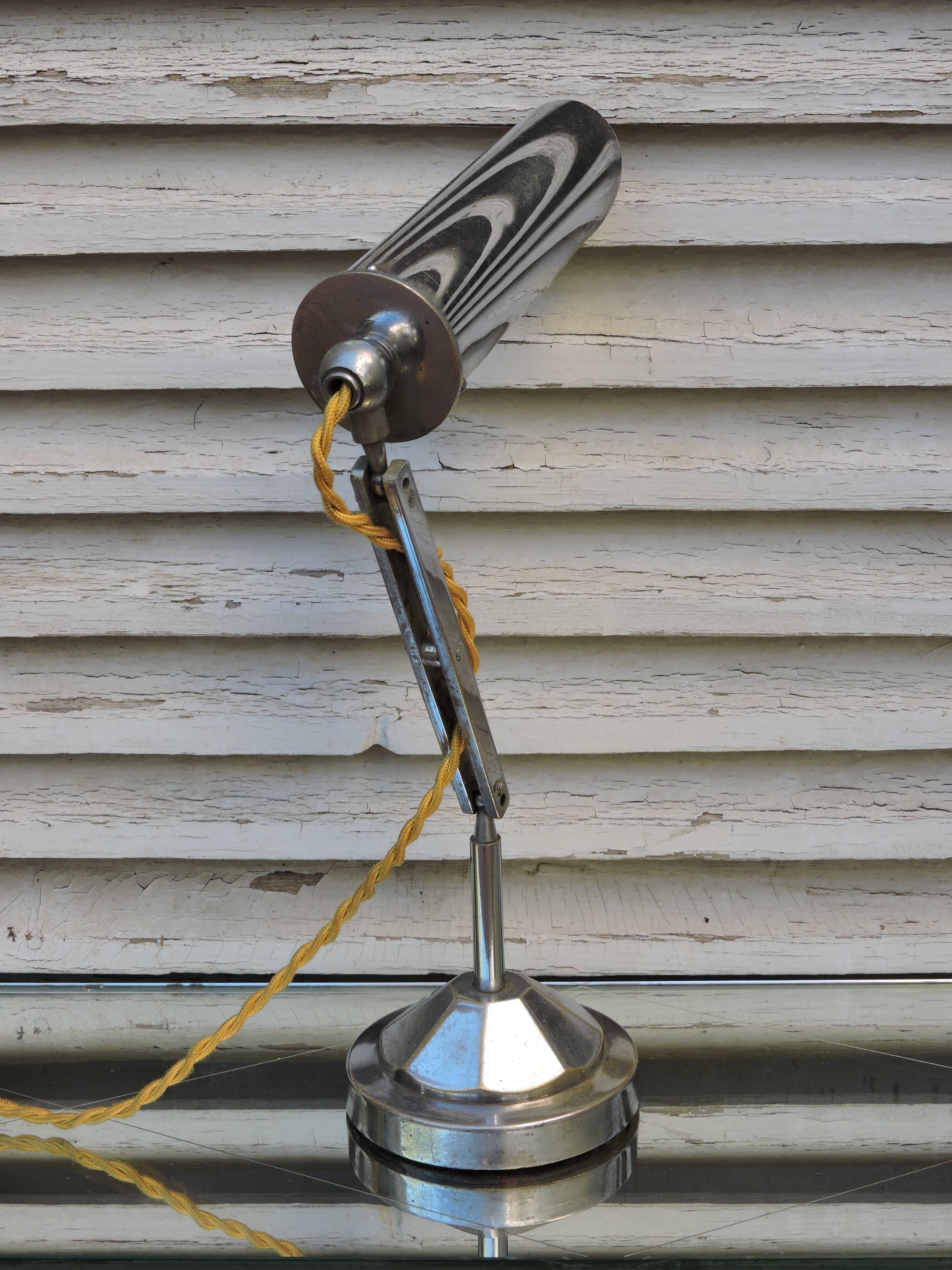 Art Deco chrome desk lamp from the 30s