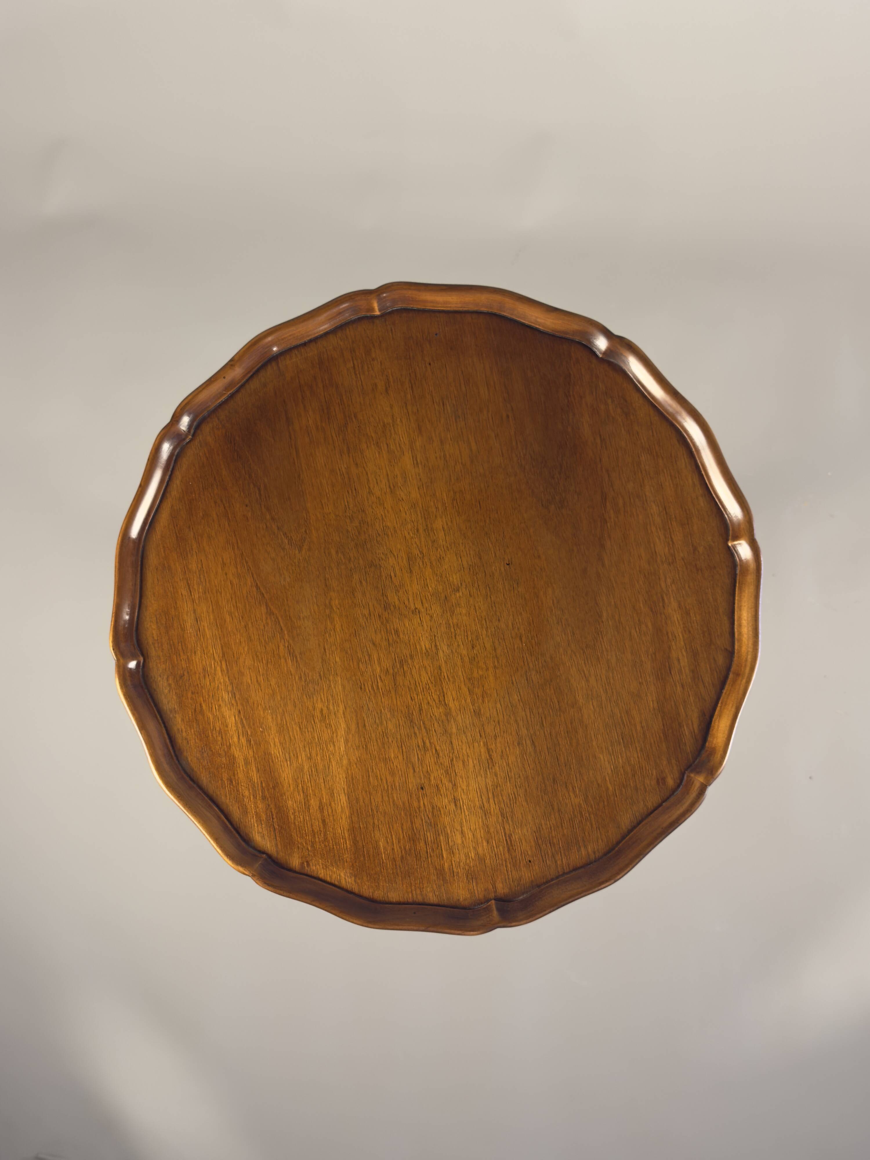 Table d'appoint sur pied vintage