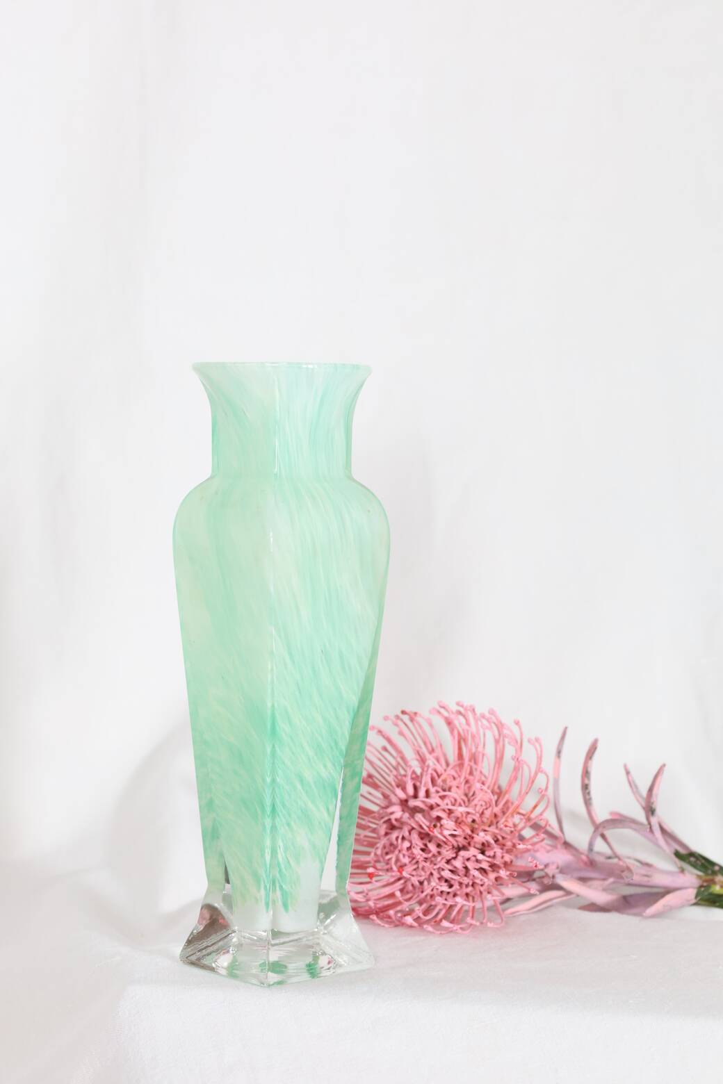 WATER GREEN AND WHITE SPECKLED MURANO GLASS VASE