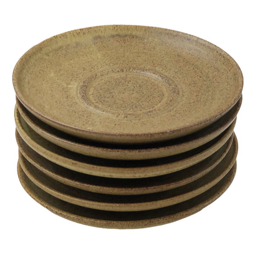 Set cups under sandstone cups