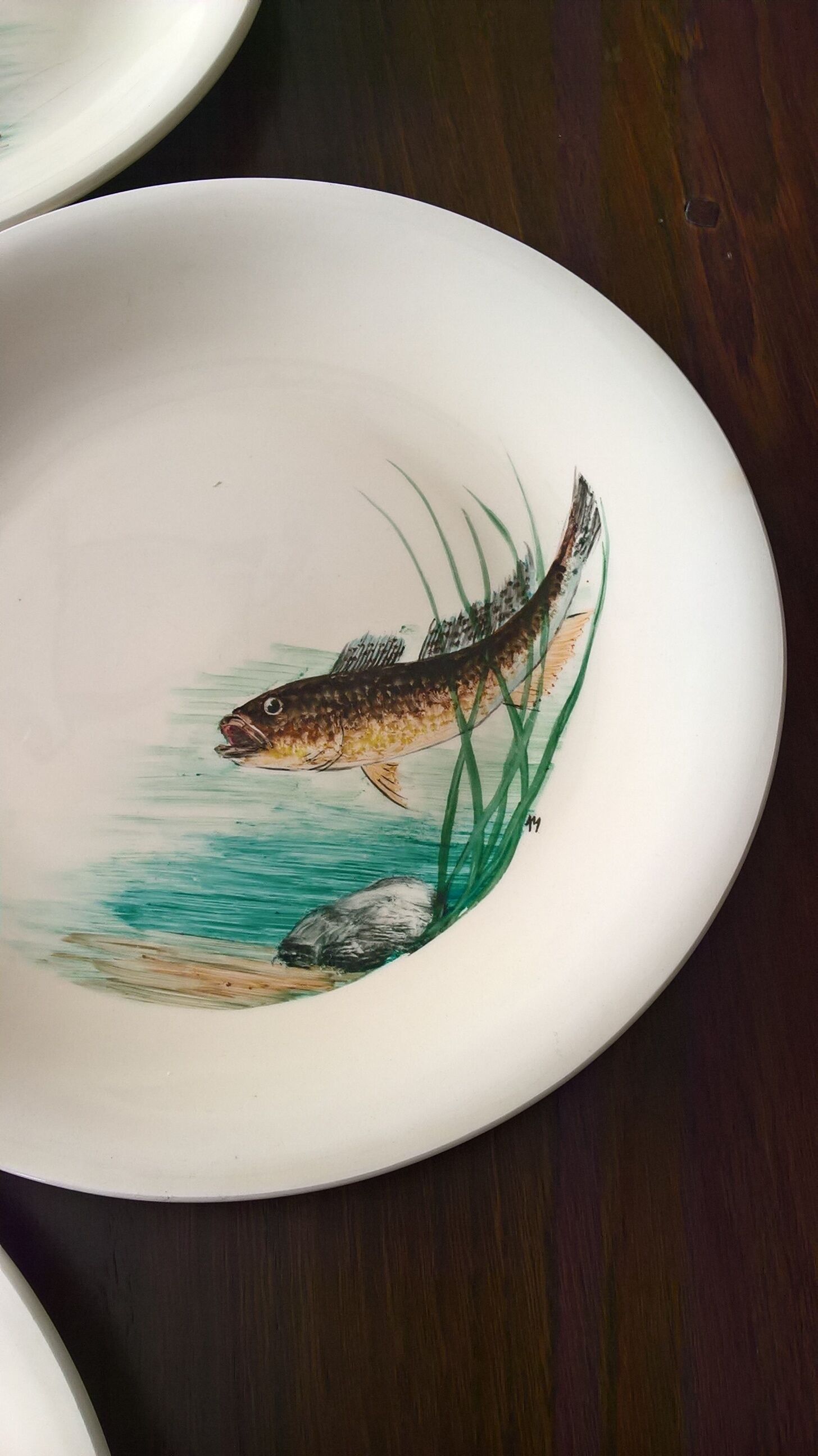 12 fish plates Proceram Cerel Aubagne, 1950s