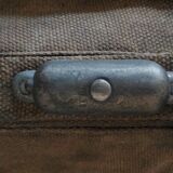 Travel suitcase