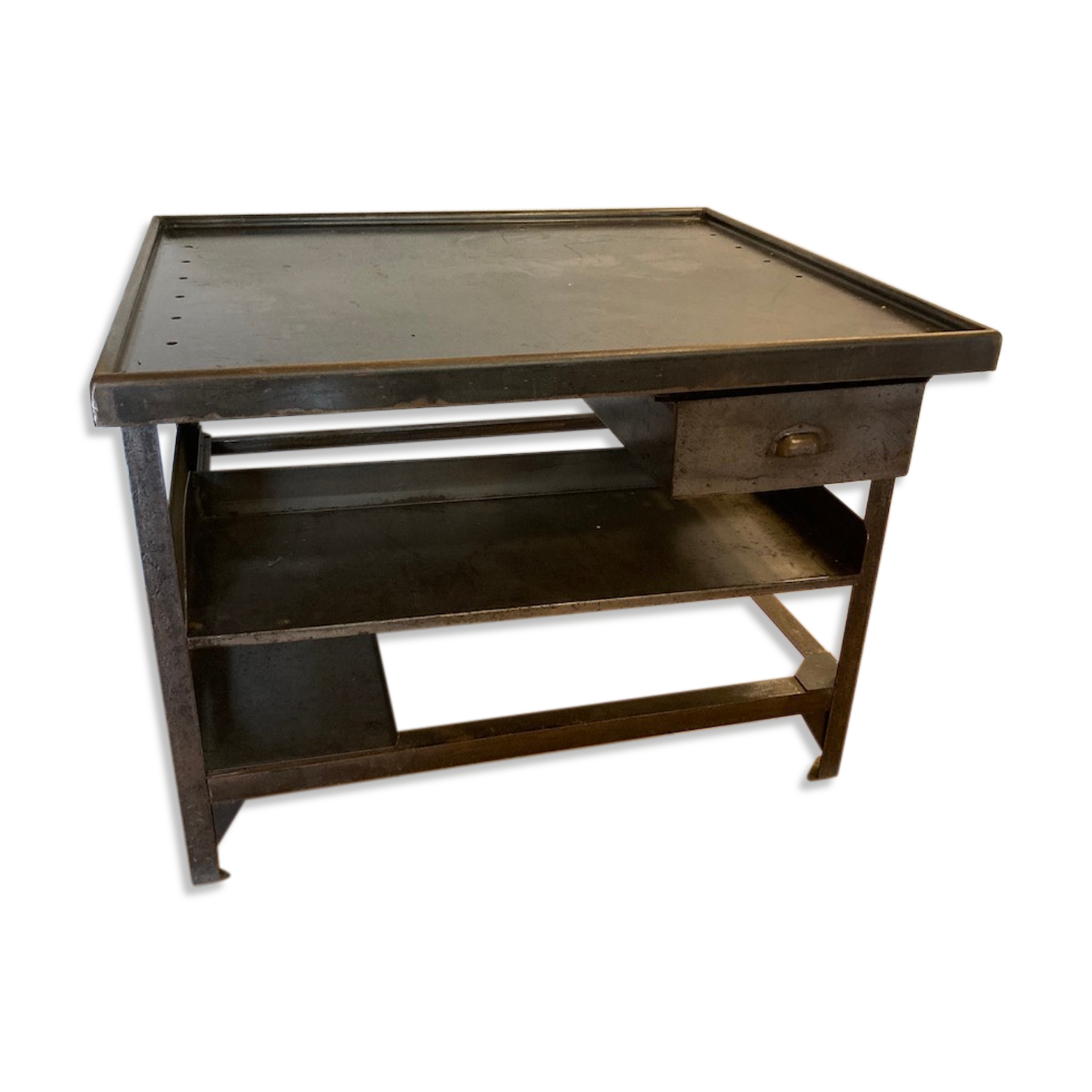 Former postal sorting table La Poste PTT 70