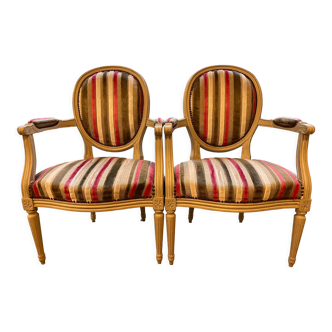 Medallion armchairs