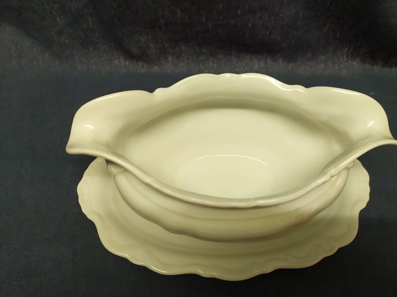 Old vintage vintage porcelain saucer shabby chic