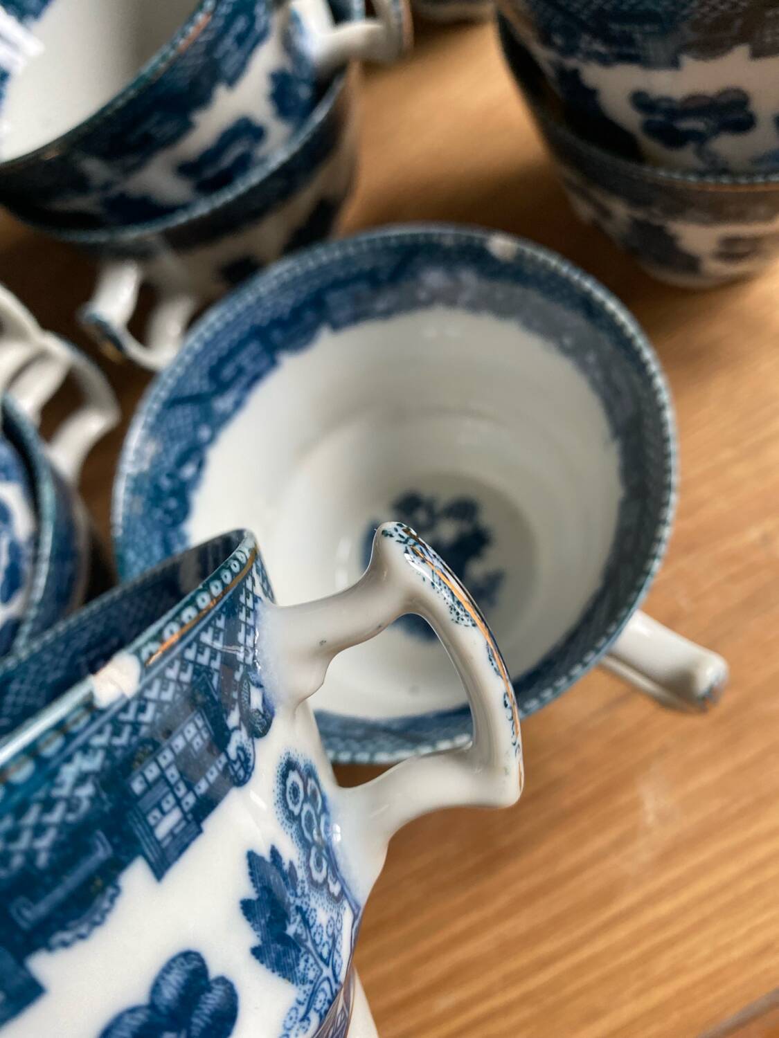 Blue Willow Tea Set
