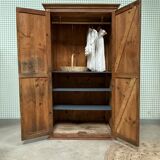 Large Parisian wardrobe with hanging space (renovated)