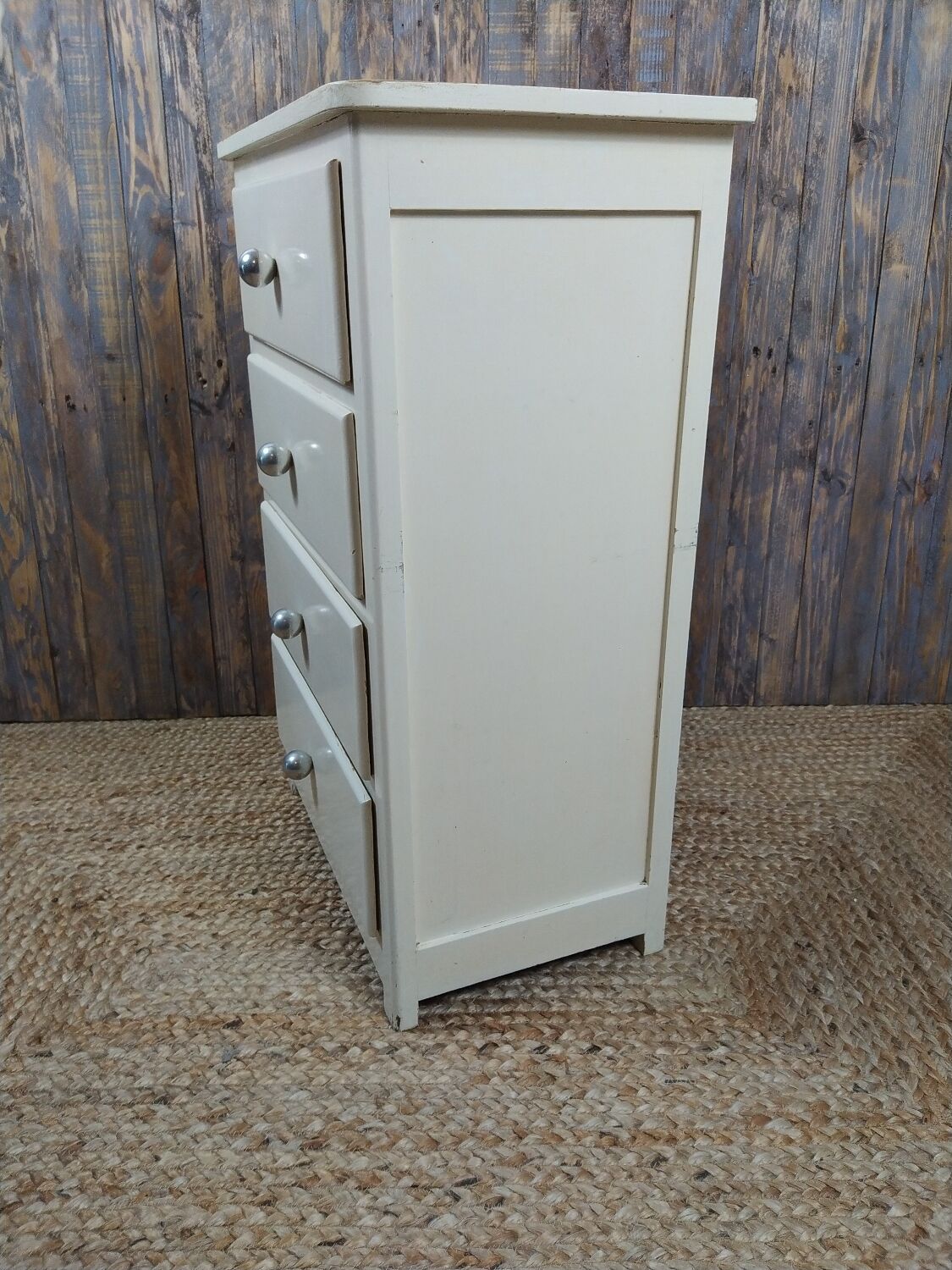 Wooden semainier, off-white