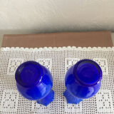 Set of 2 small vases