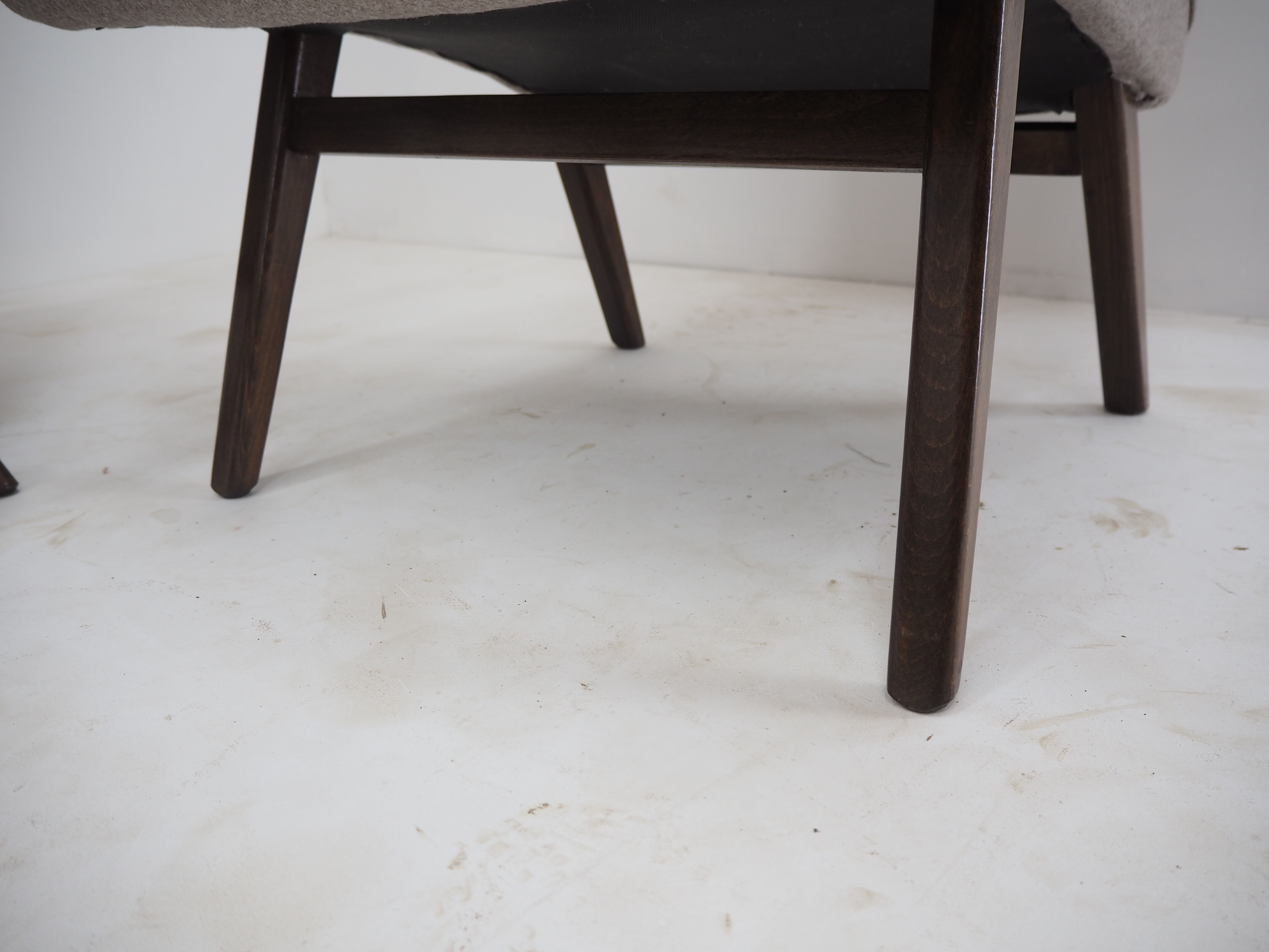 1960s pair of Ton/Thonet beech armchairs, czechoslovakia