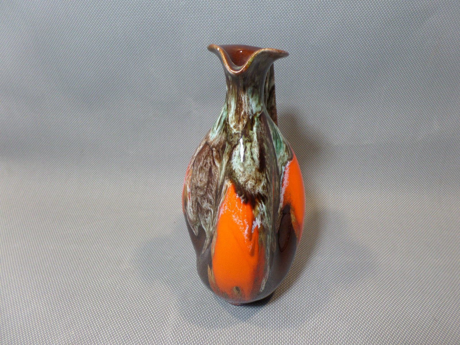 Pitcher water Vallauris