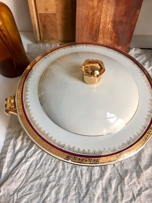 Porcelain soup of limoges