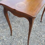 Sewing worker table