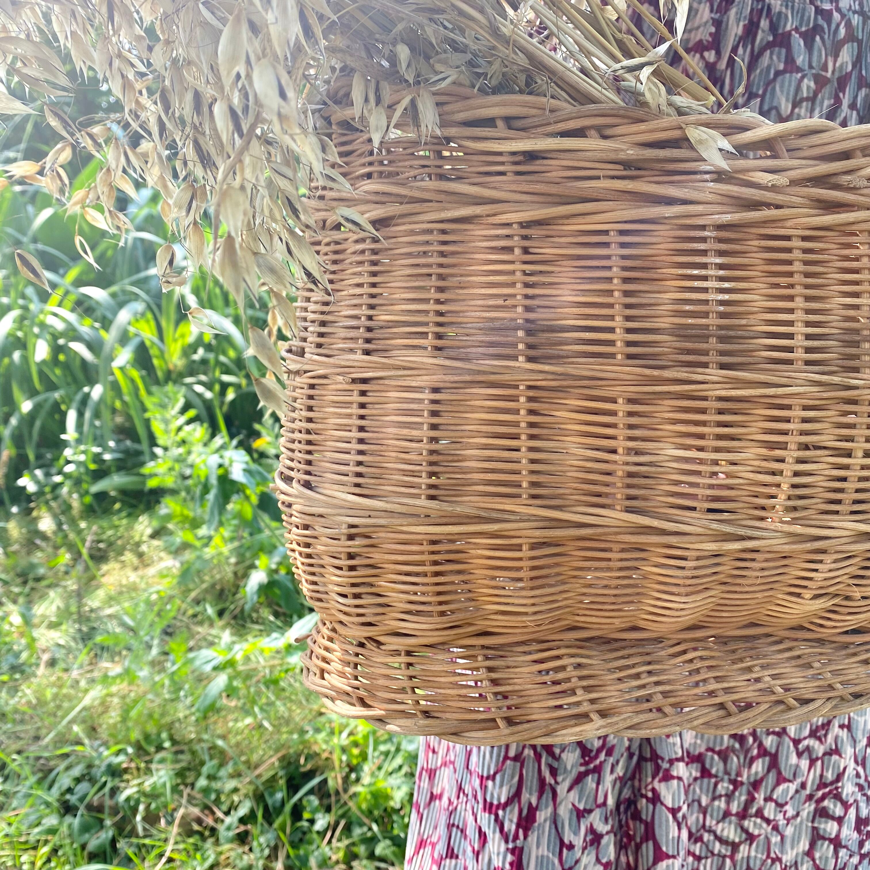 Braided rattan basket 43 cm