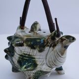Vintage enamelled earthenware shell decor teapot