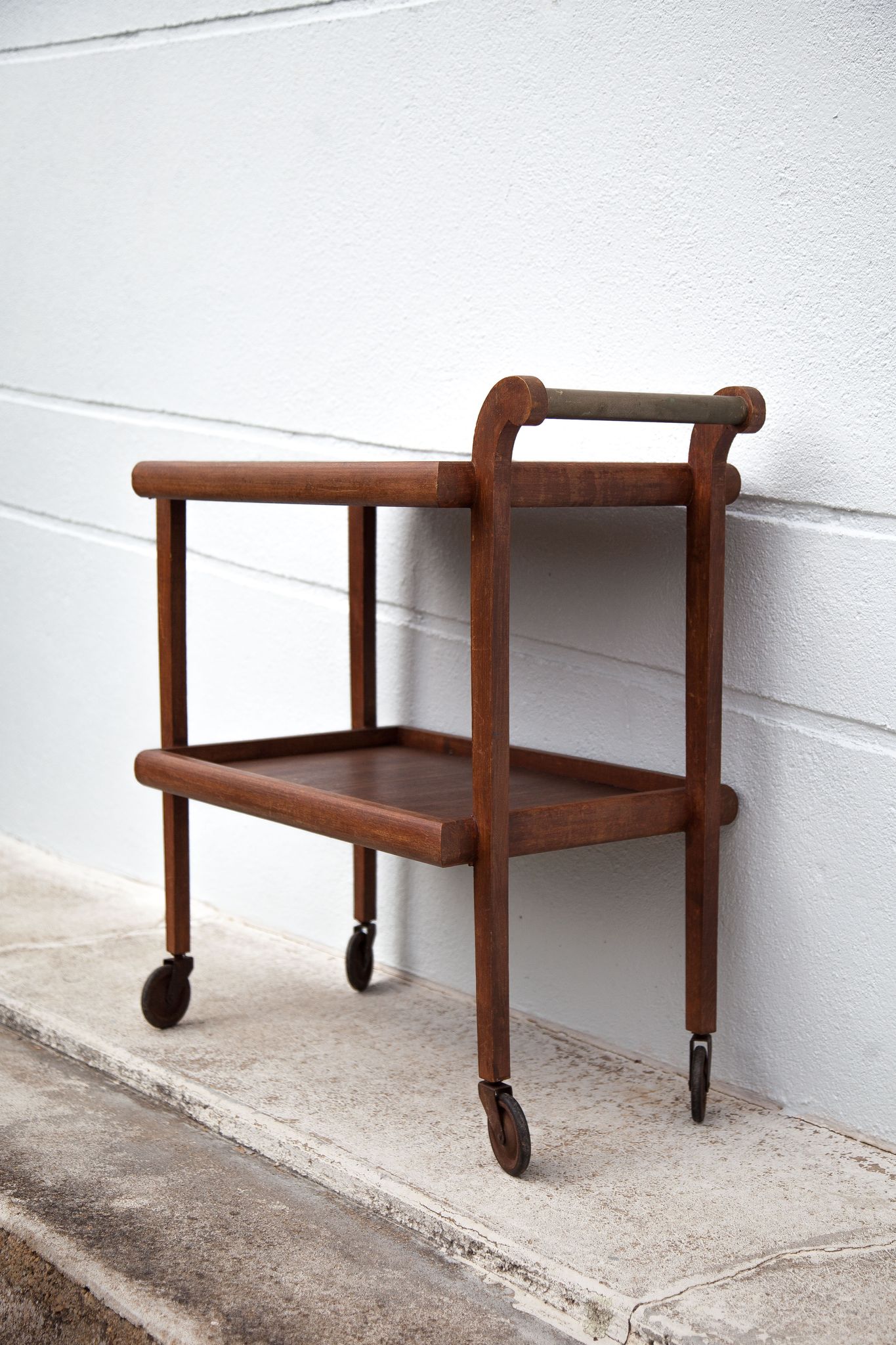 Vintage wood dessert, roller bar, roller table, servant, vintage wood dessert table