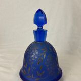 Carafe flacon ancien en verre dépoli bleu cobalt décor argent
