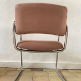 Strafor armchair in pink wool