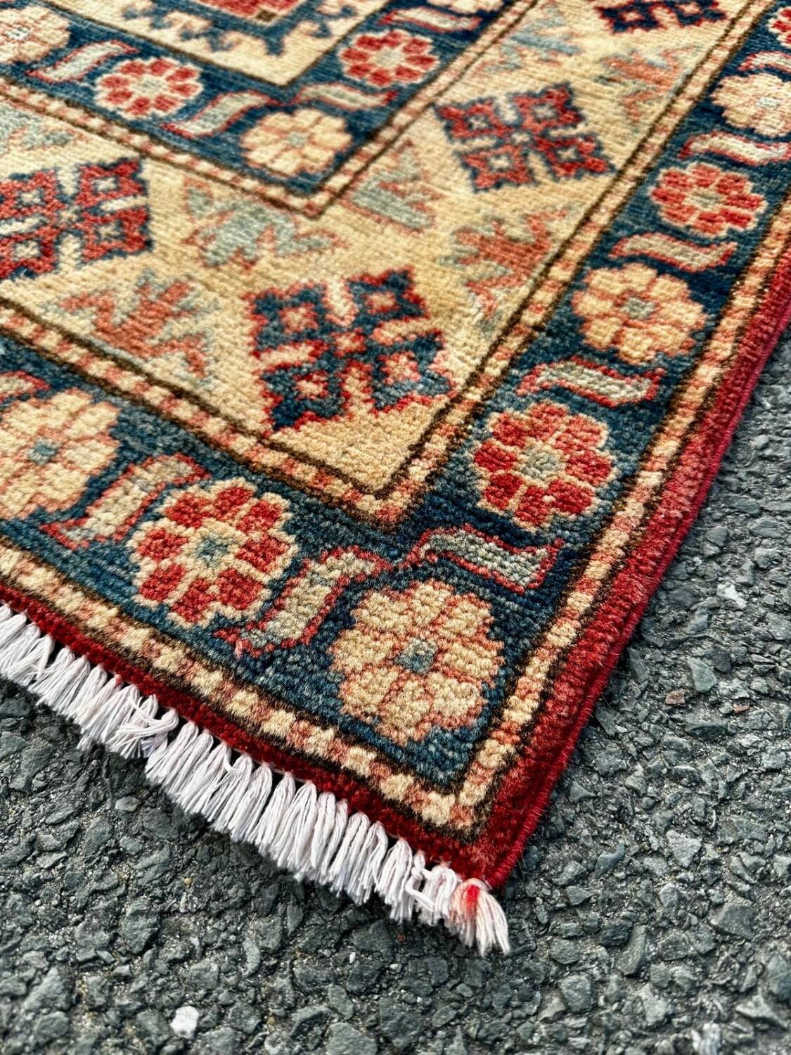 Tapis Kazak fait main