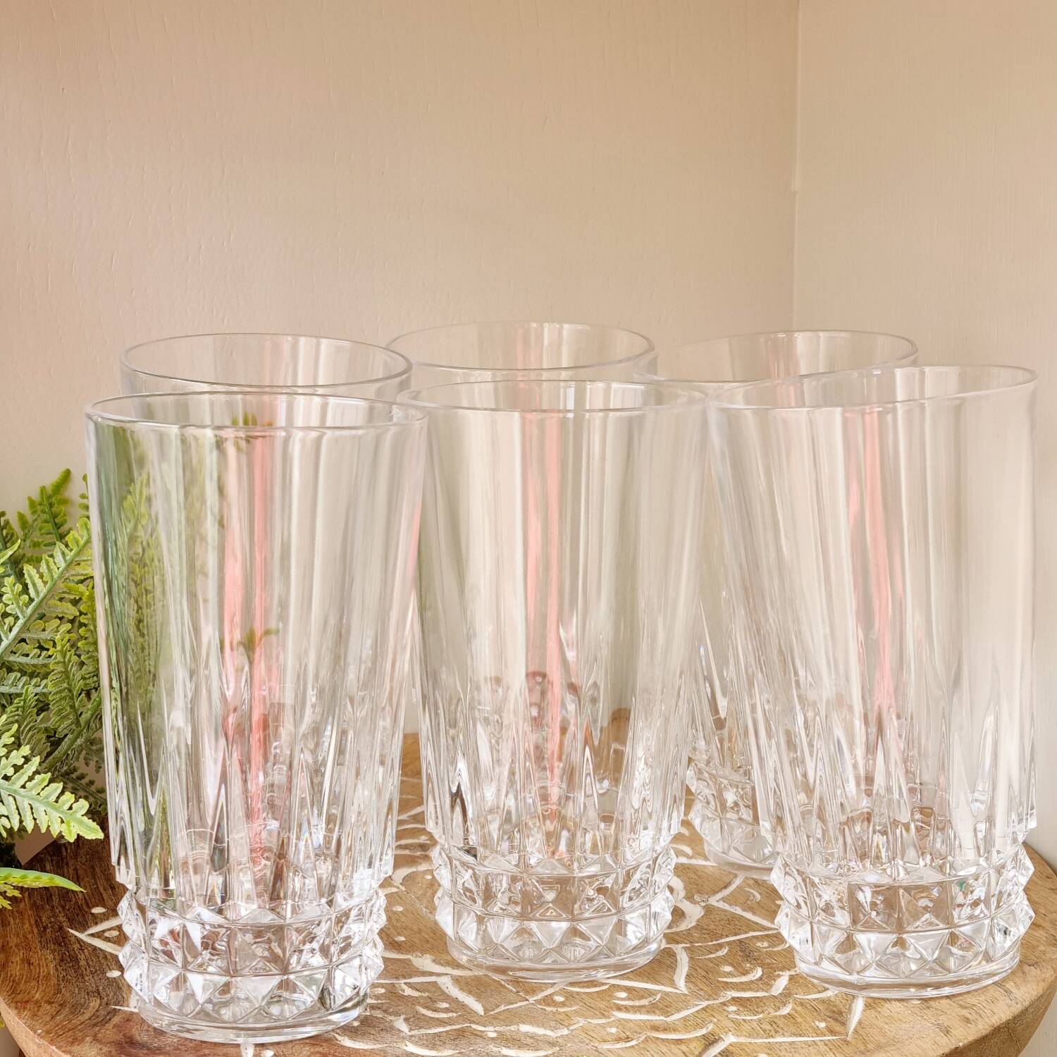 Set of 6 high crystal glasses with diamond tips