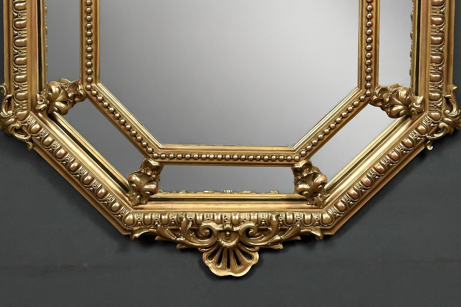 Miroir à parcloses, style Louis XV – Milieu XIXe