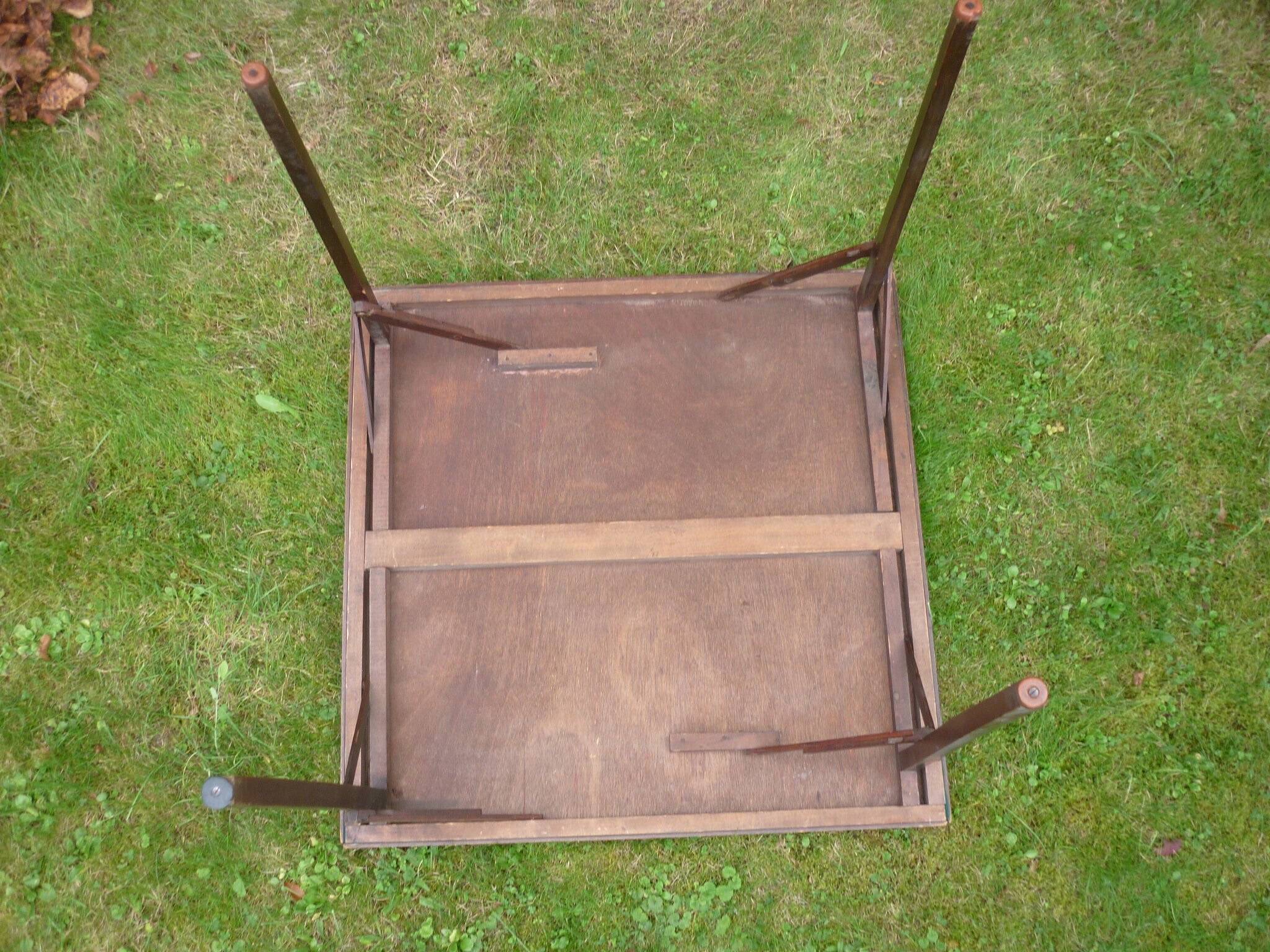 Vintage folding games table