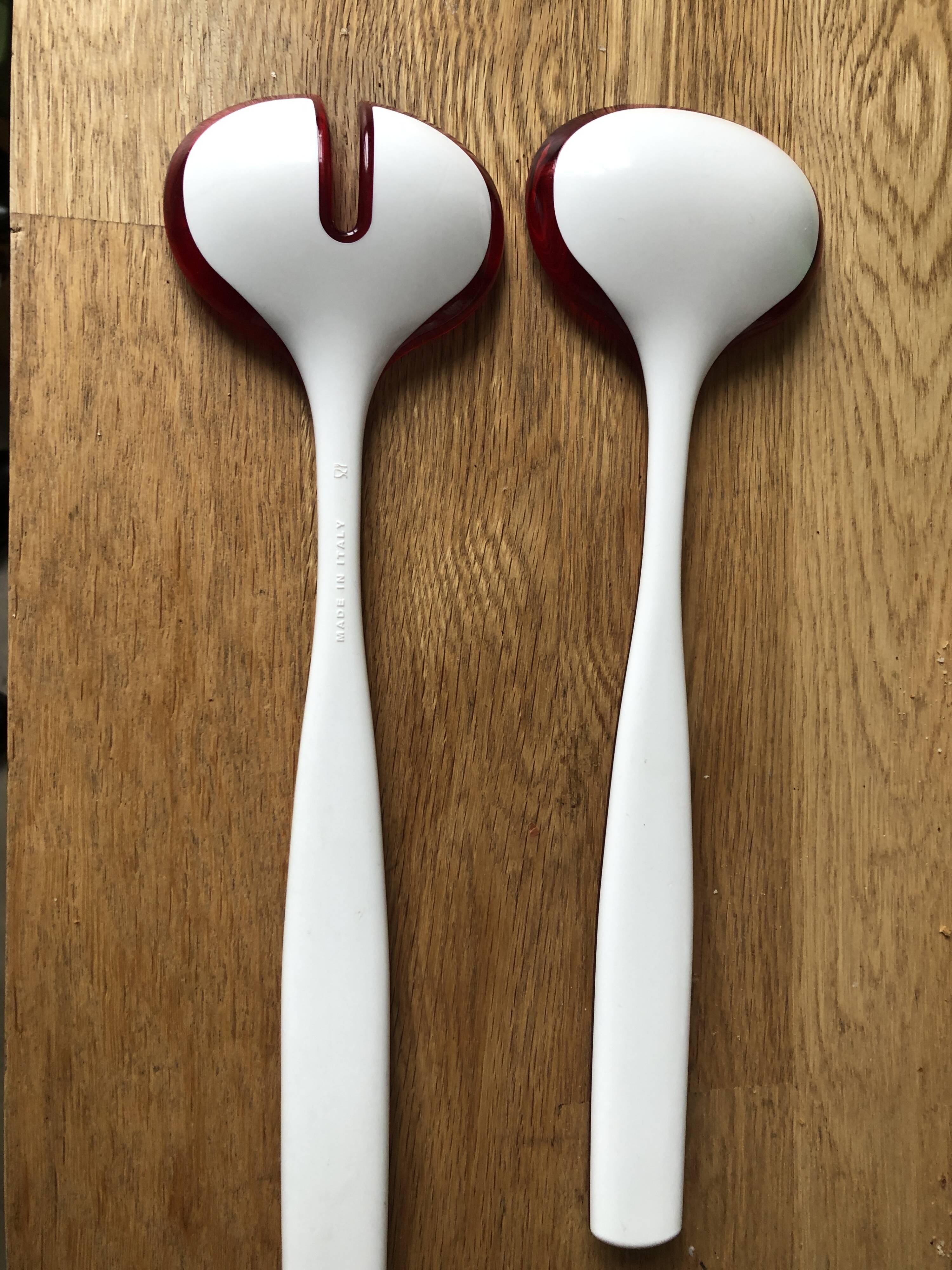 Bicoloured salad cutlery by Guzzini. Italy