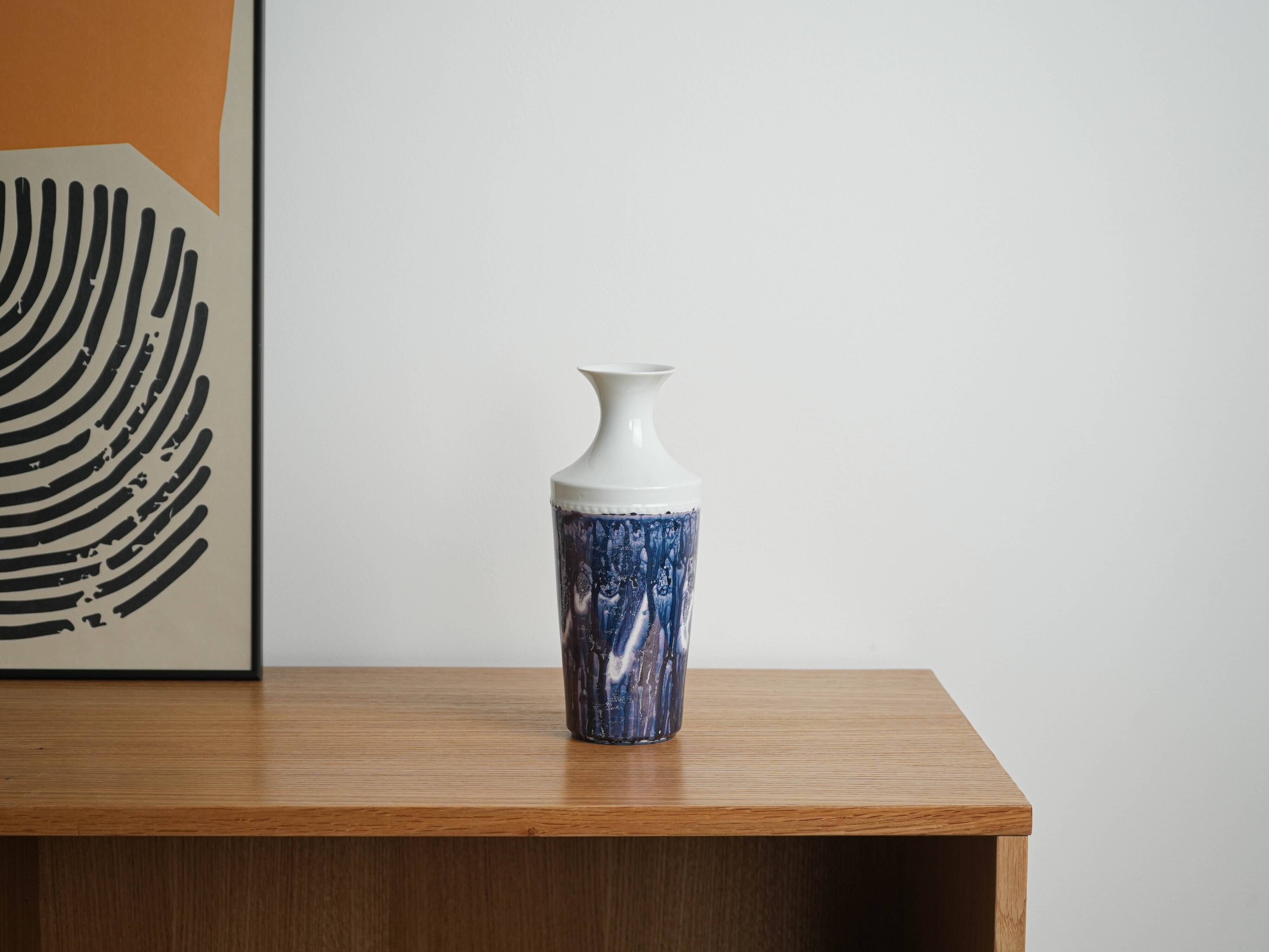 Porcelain vase, 1970s, made in Europe