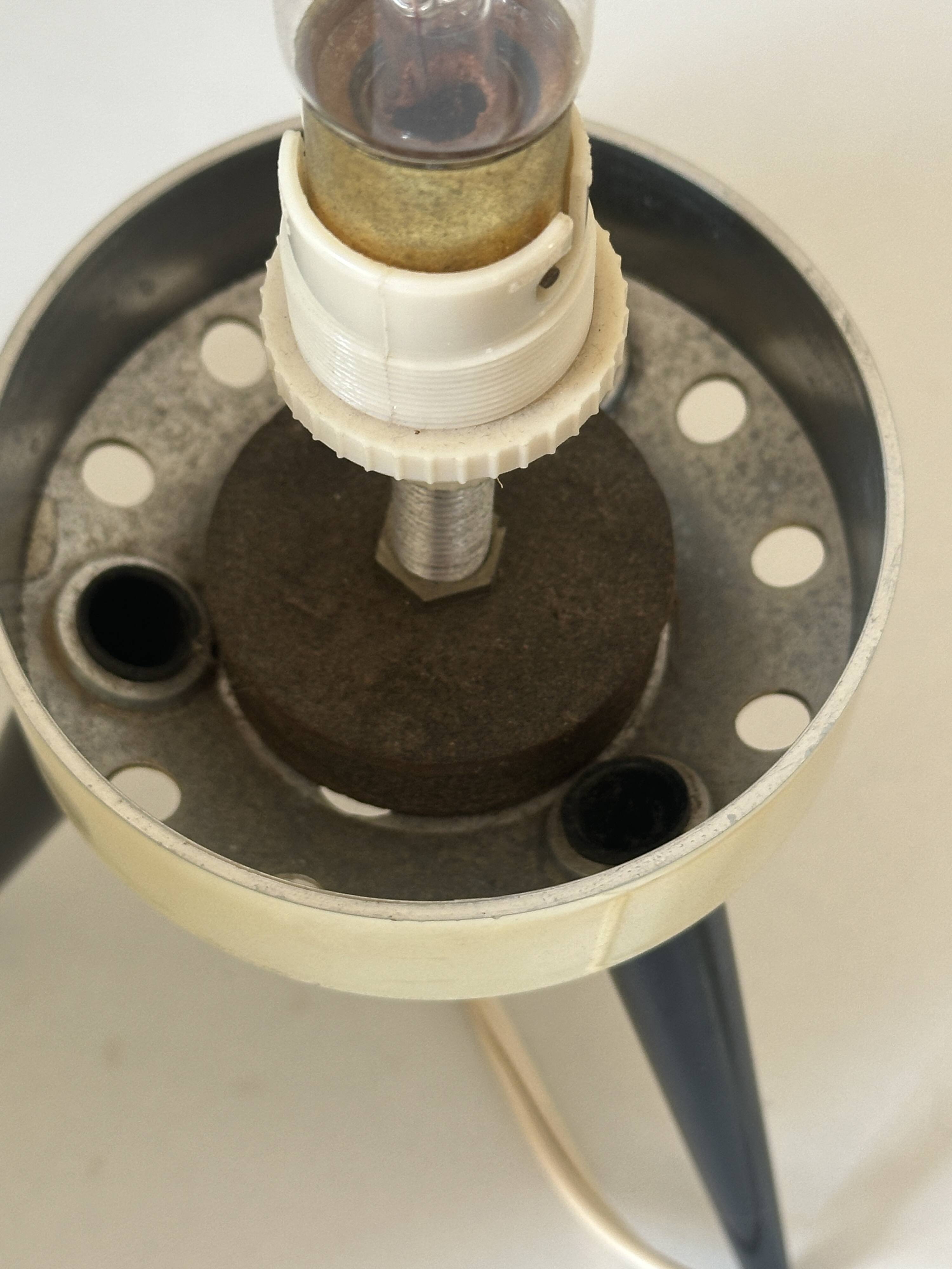 Vintage 60s design tripod lamp