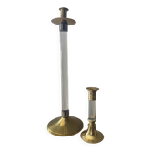 Duo de bougeoirs vintage en laiton et lucite