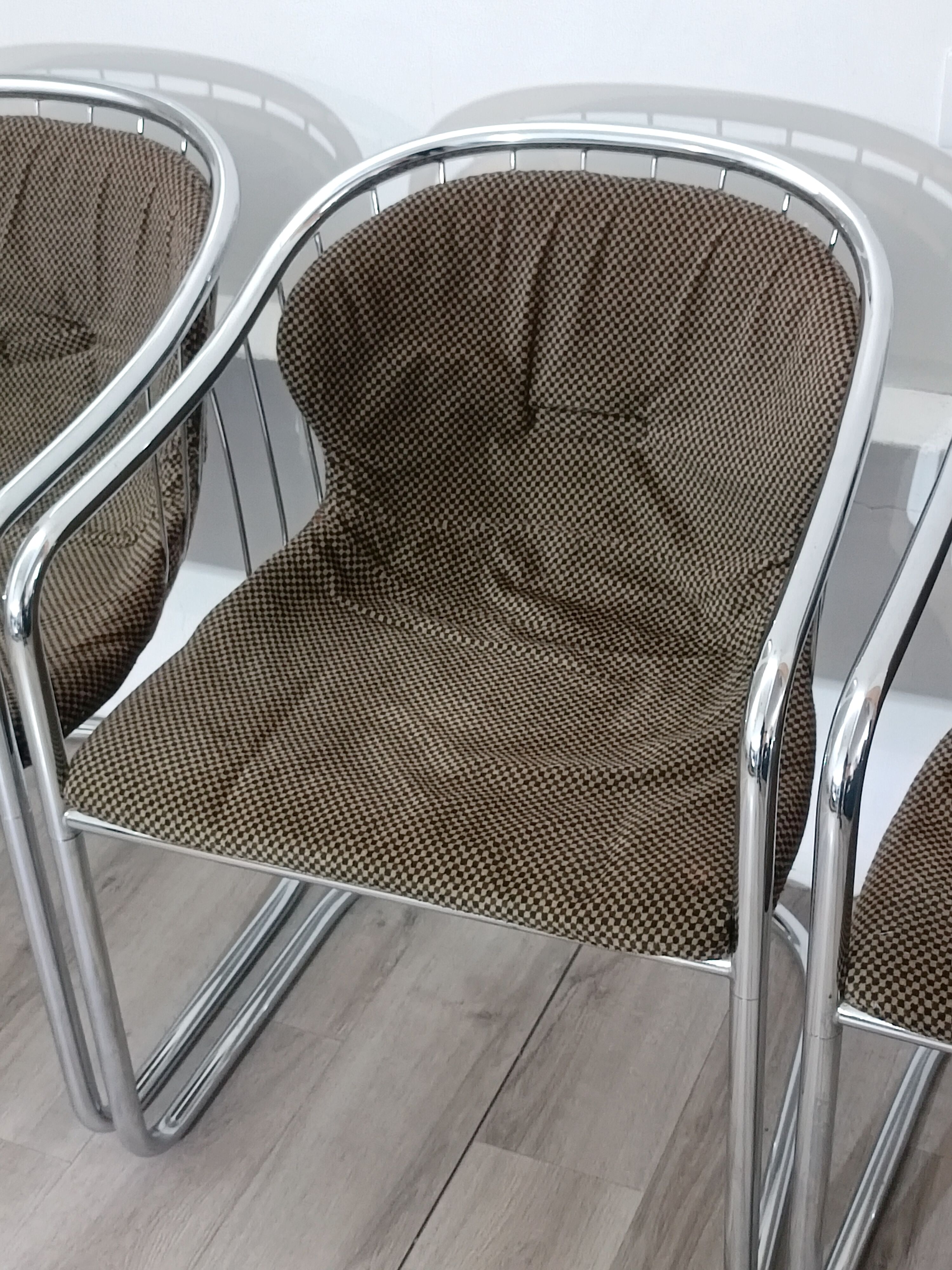 Chaises cantilever par Gastone Rinaldi pour Rima 1970s