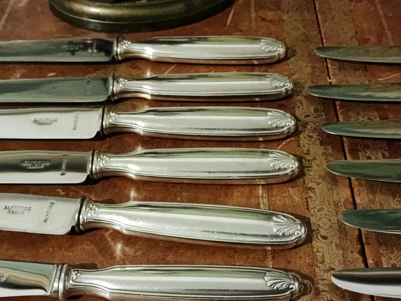 Set of 12 silver metal knives brand Alfénide with their case