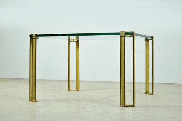 Table basse en verre et laiton par Peter Ghyczy, années 1970