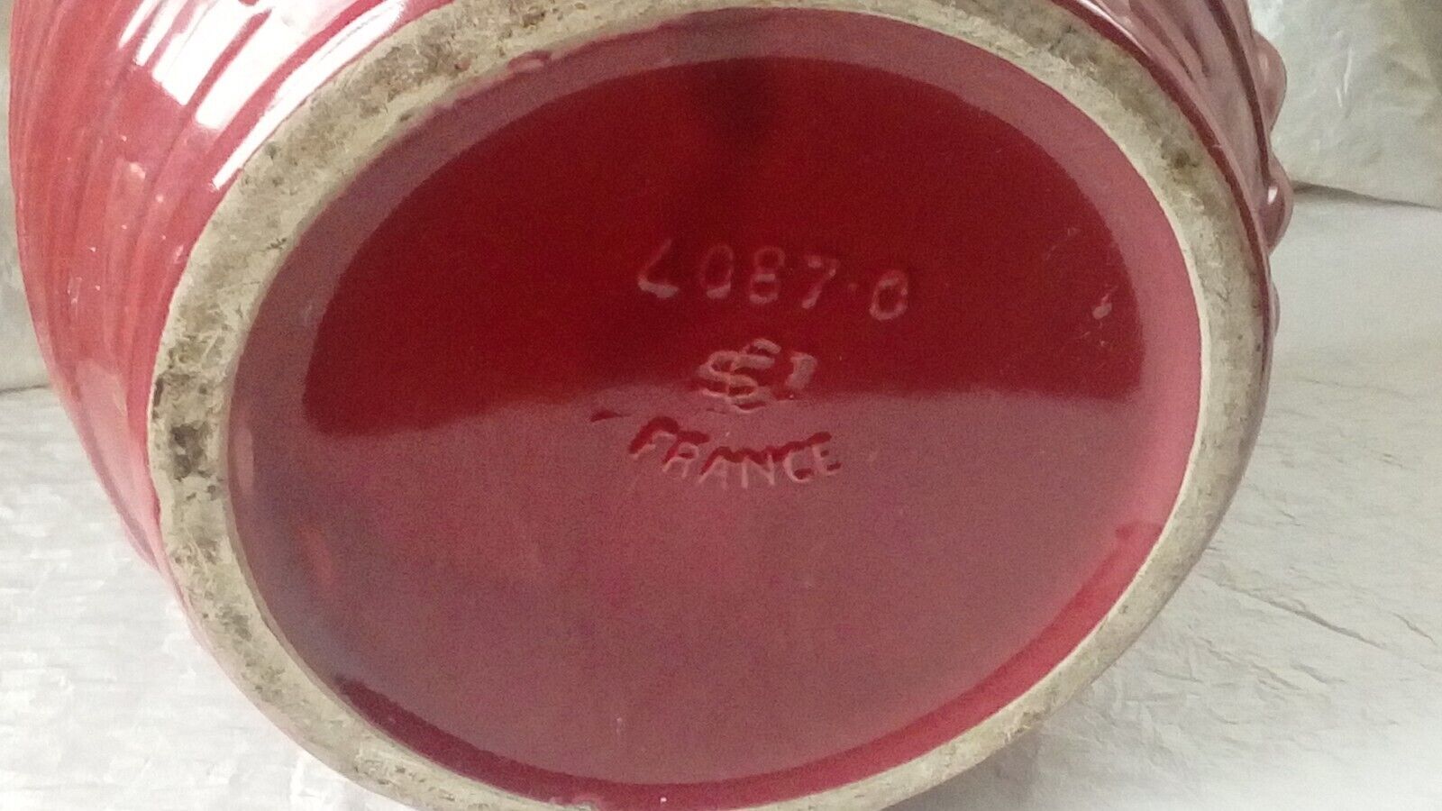 Tiled pot cover of St-Clement 1950s vintage