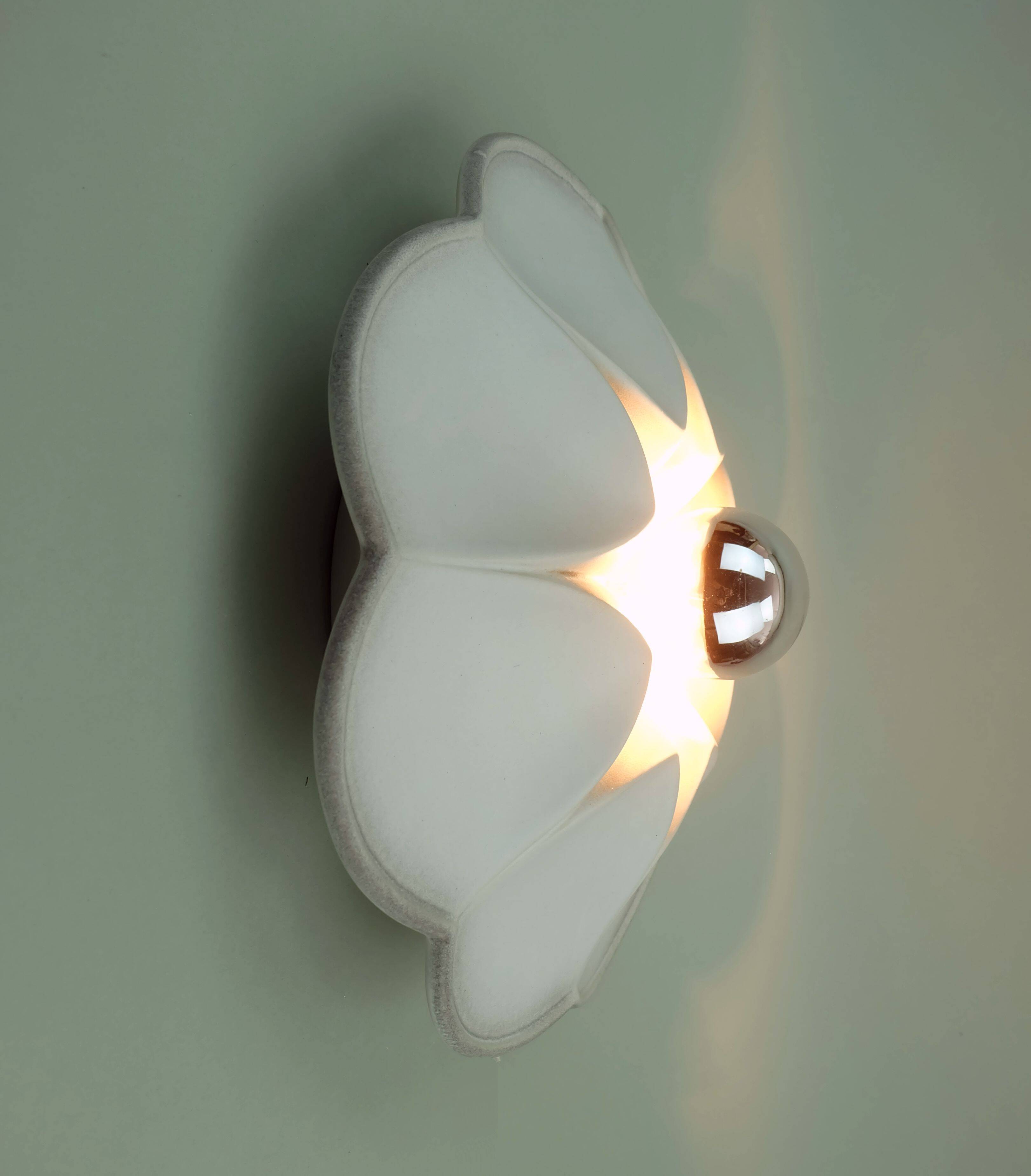 Vintage ceramic ceiling light or wall lamp flower shape white grey rose 80s