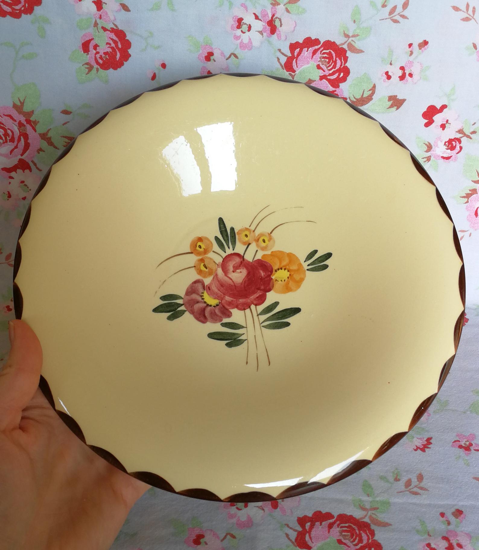 Cake serving dish, Longchamp, Agen model