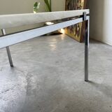 Table basse carrée n 807 par Alain Richard