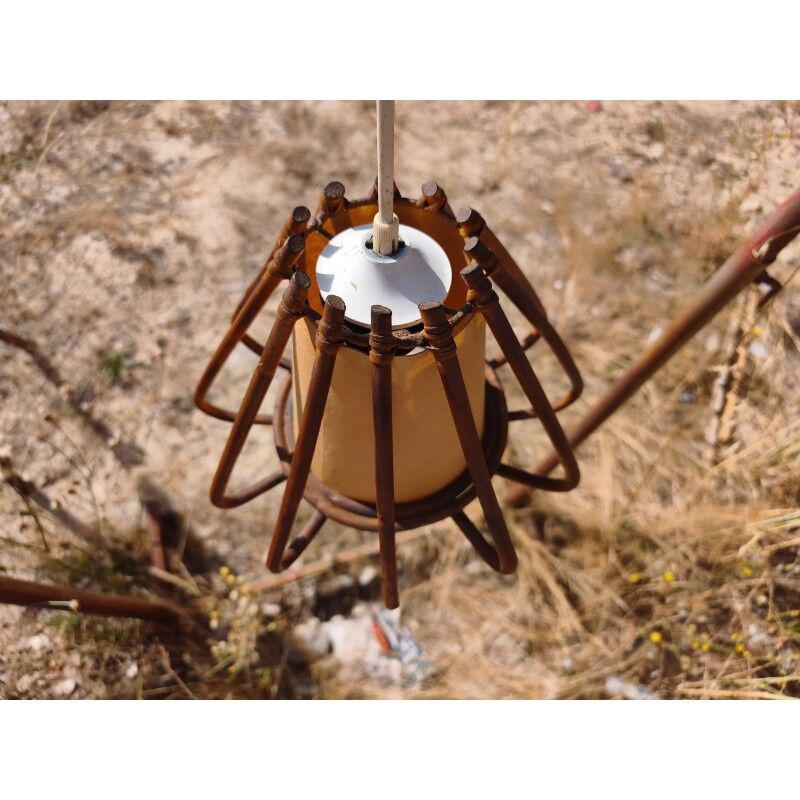 Suspension vintage en rotin