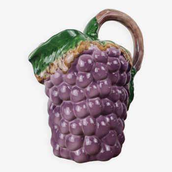 Grape slurry pitcher