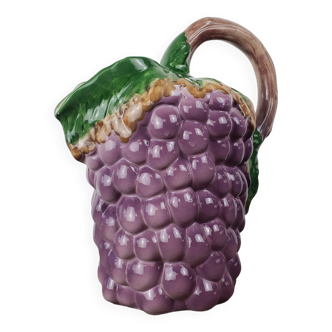 Grape slurry pitcher