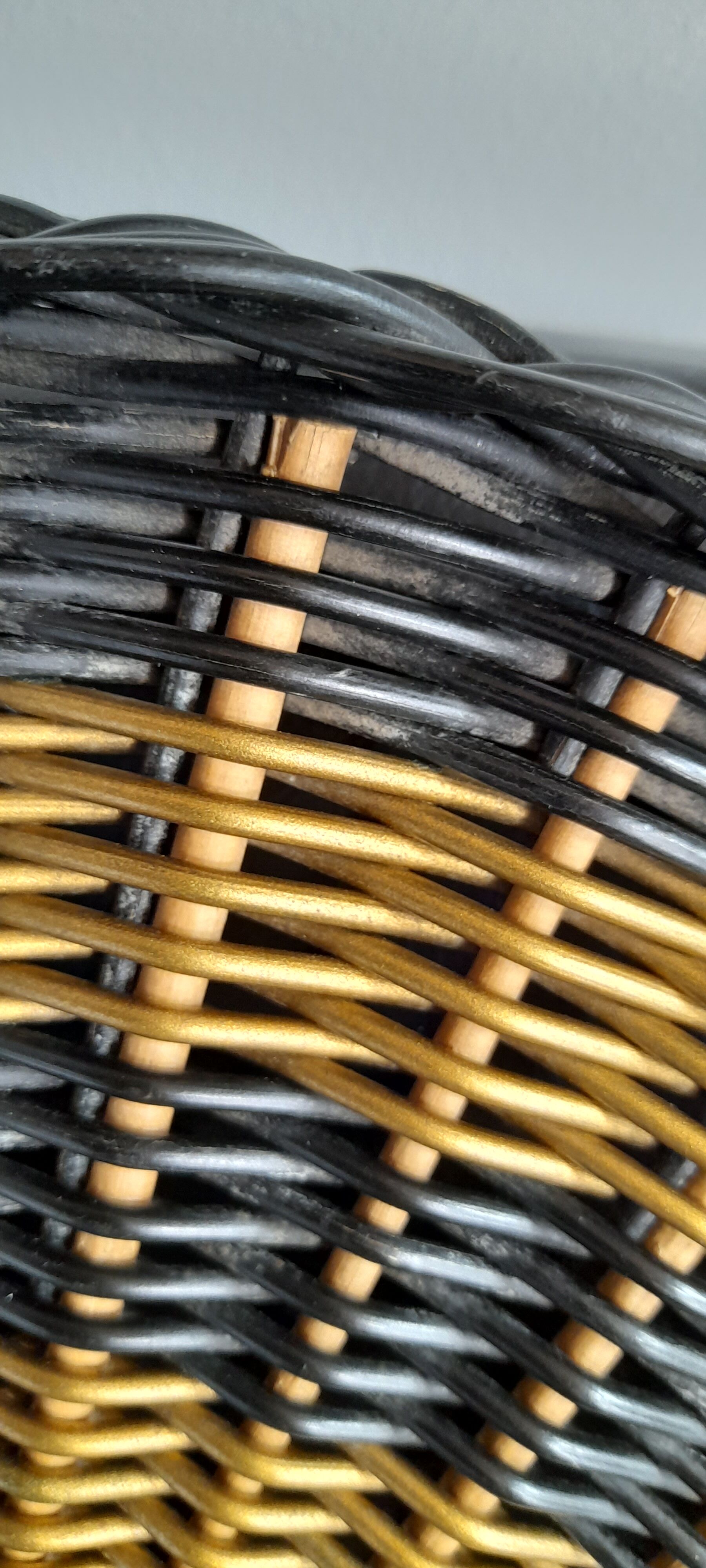 Braid wicker top, spiral