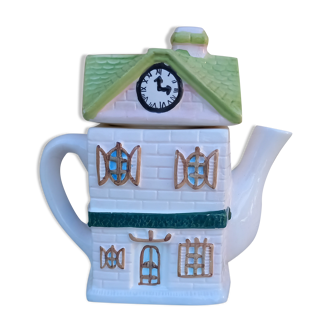 Teapot tea time café