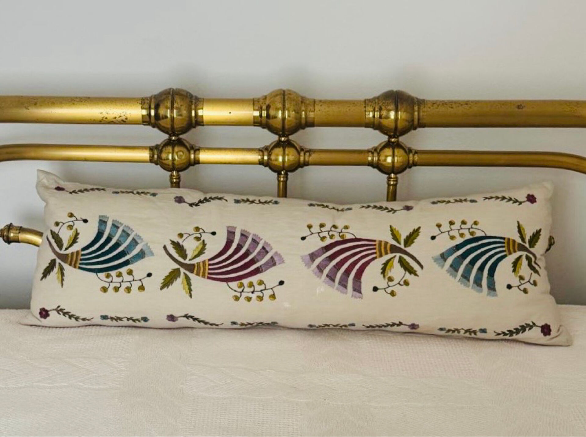 Exceptional cushion in handwoven vintage Greek te