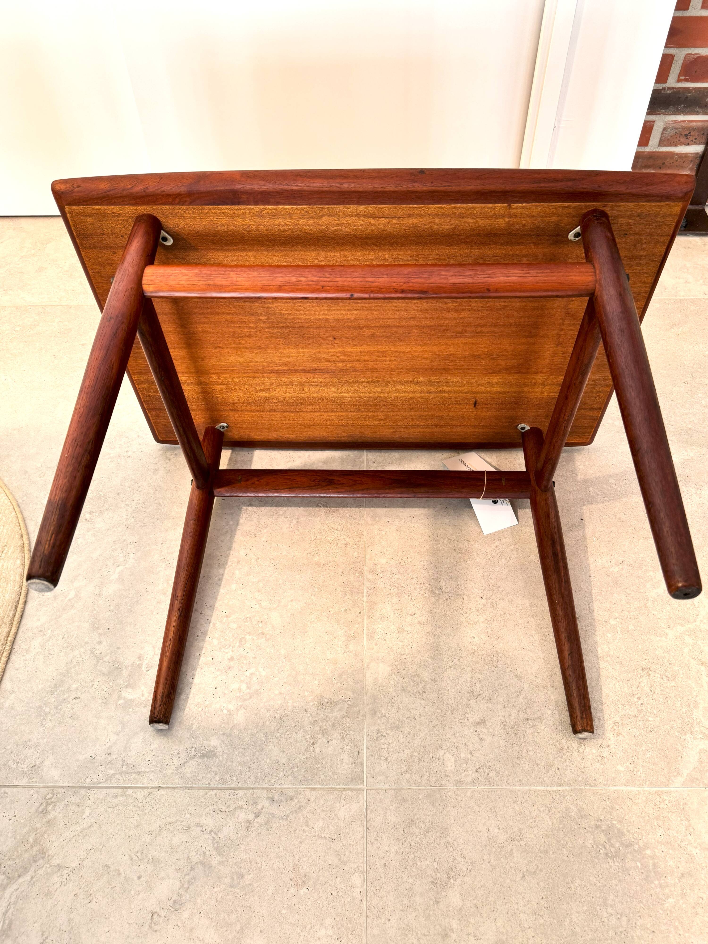 Danish coffee table Grete Jalk 1960