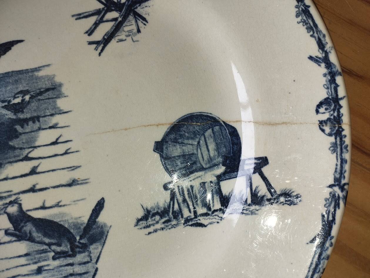 Assiettes Terre de Fer – Décor pastoral bleu – XIXe