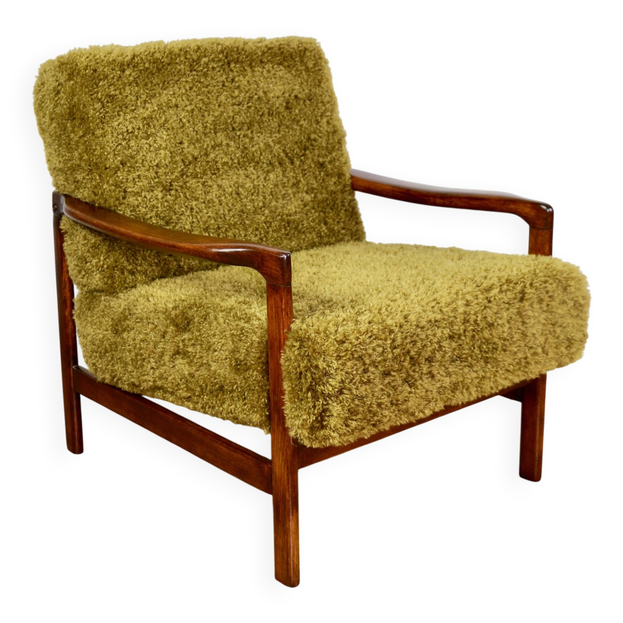 Fauteuil vintage en bois marron Khaki / Olive en fausse fourrure longue de renard par Z. Bączyk - 2 pièces disponibles
